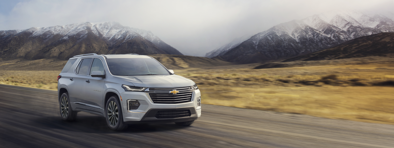 2023 Chevy Traverse on Open Road