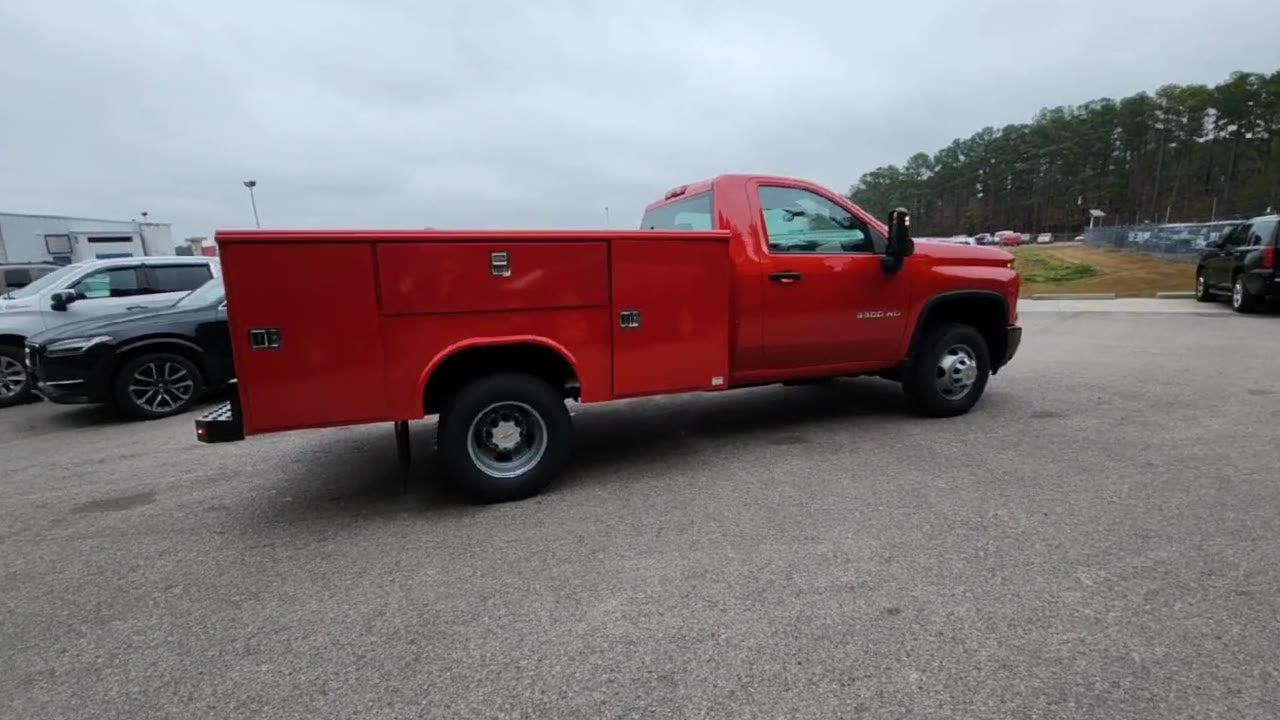 2025 Chevrolet Silverado 3500 HD Chassis Cab Work Truck