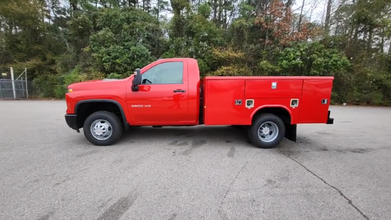 2025 Chevrolet Silverado 3500 HD Chassis Cab Work Truck