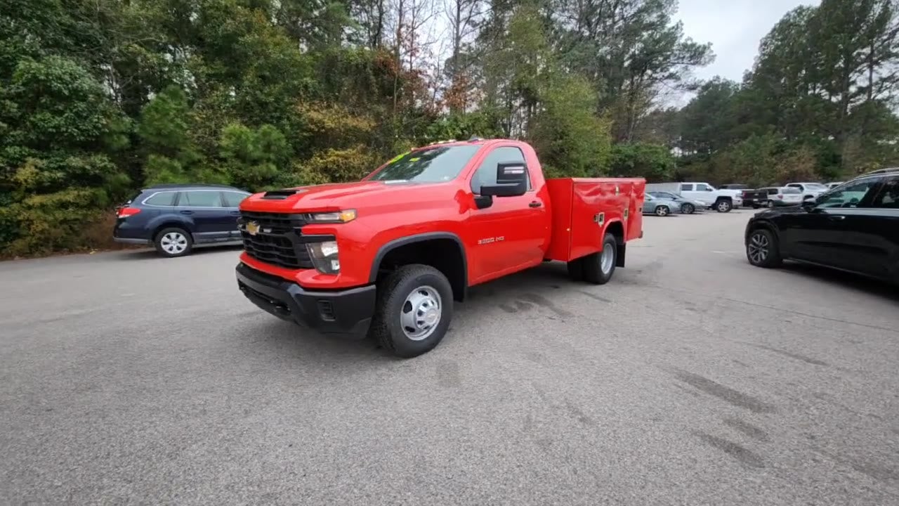 2025 Chevrolet Silverado 3500 HD Chassis Cab Work Truck