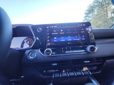 2025 Chevrolet Colorado WT/LT