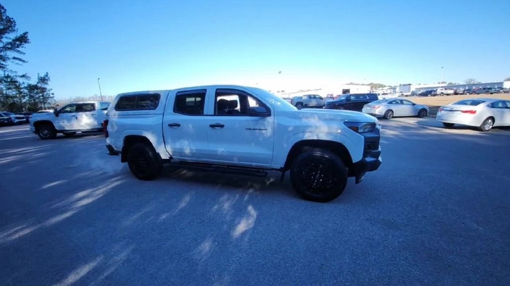 2025 Chevrolet Colorado WT/LT