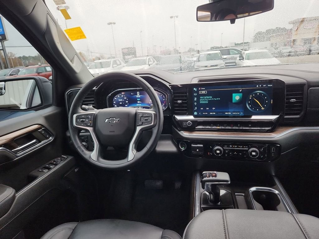 2024 Chevrolet Silverado 1500 RST