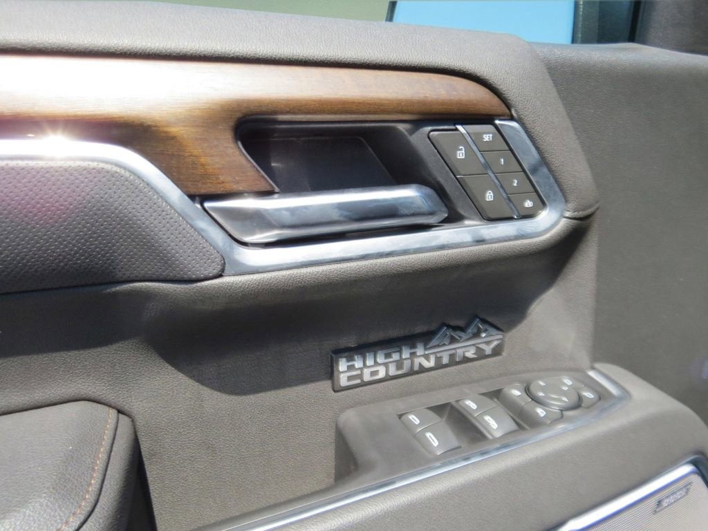 2025 Chevrolet Silverado 1500 High Country
