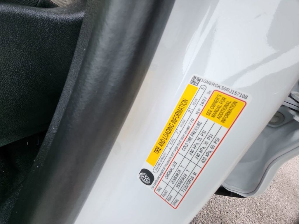 2024 Chevrolet Traverse LT