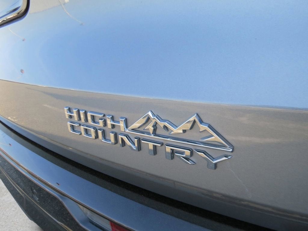 2025 Chevrolet Traverse High Country