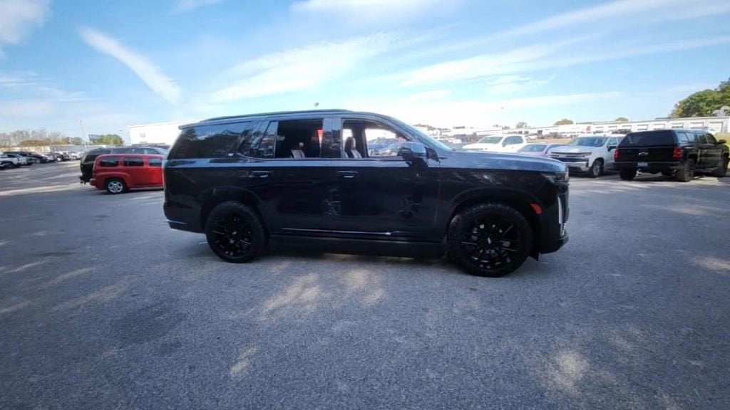 2023 Cadillac Escalade Sport