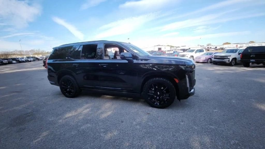 2023 Cadillac Escalade Sport