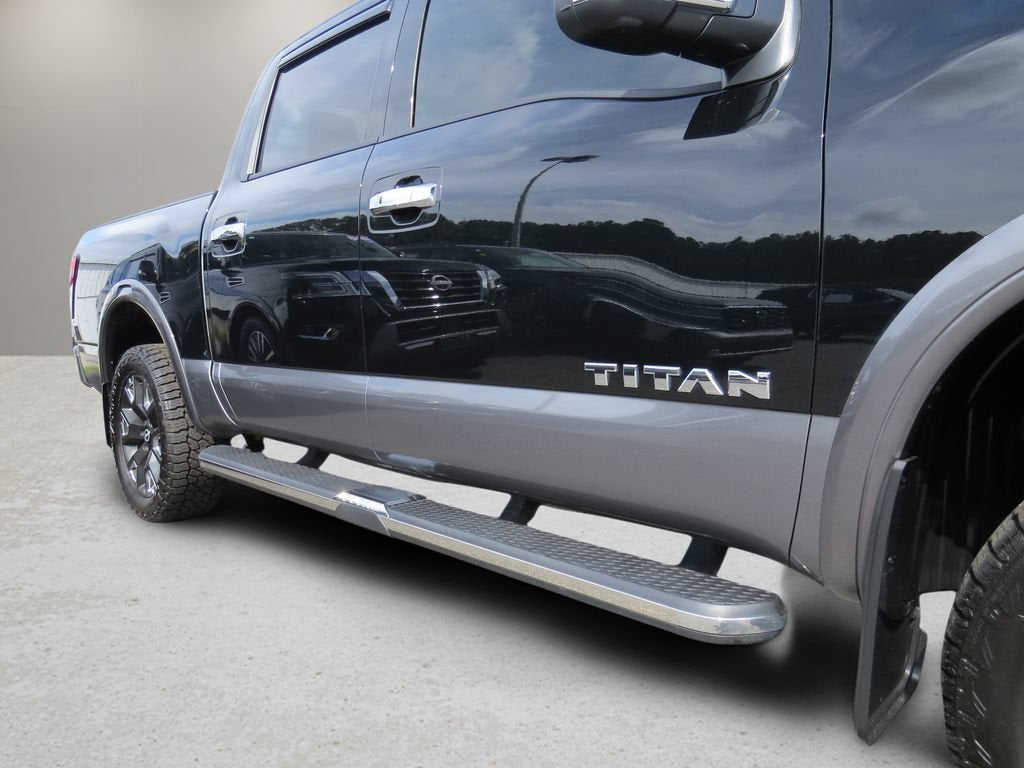 2024 Nissan TITAN Crew Cab Platinum Reserve 4x4