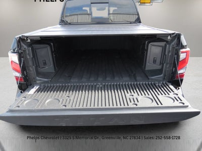 2024 Nissan TITAN Crew Cab Platinum Reserve 4x4
