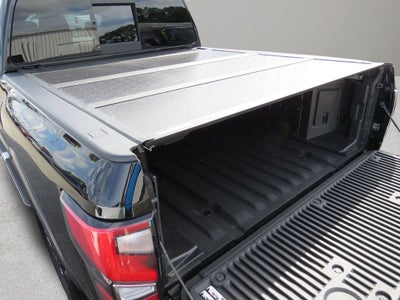 2024 Nissan TITAN Crew Cab Platinum Reserve 4x4