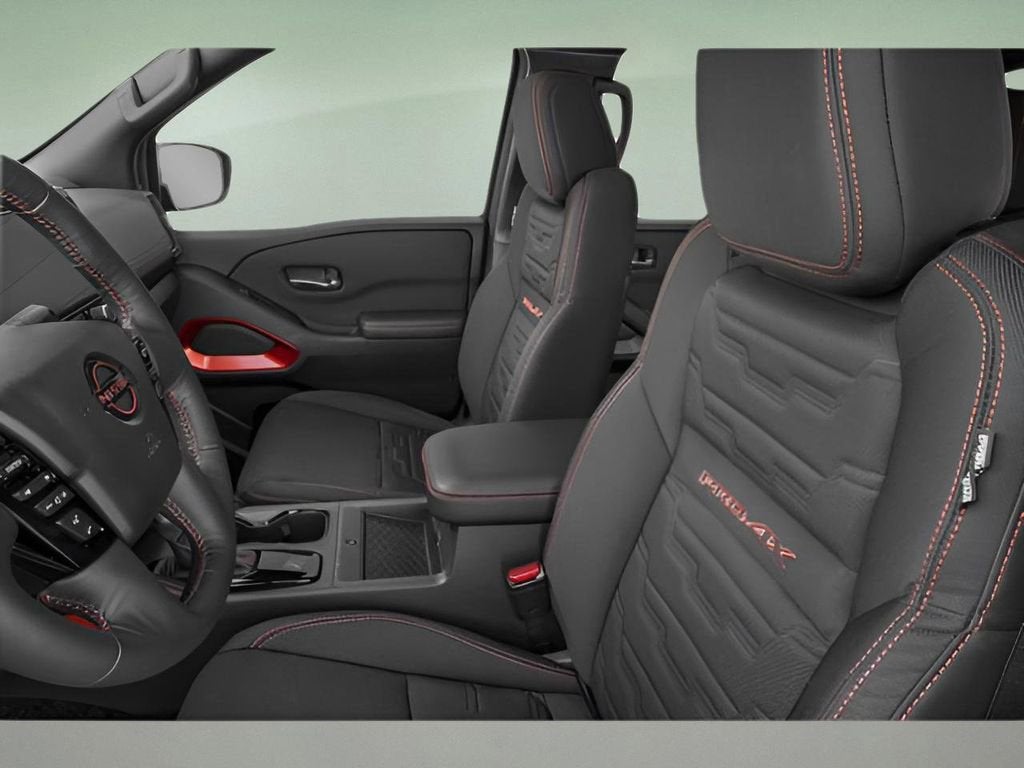 2025 Nissan Frontier Crew Cab PRO-4X 4x4