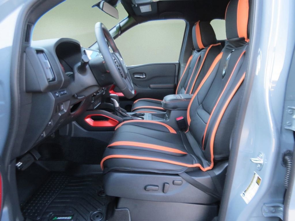 2025 Nissan Frontier Crew Cab PRO-4X 4x4