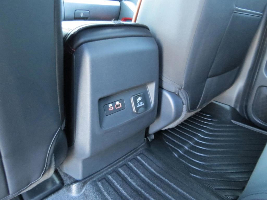 2025 Nissan Frontier Crew Cab PRO-4X 4x4