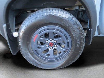 2025 Nissan Frontier Crew Cab PRO-4X 4x4