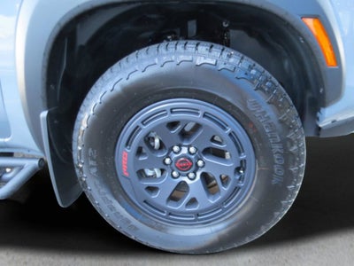 2025 Nissan Frontier Crew Cab PRO-4X 4x4