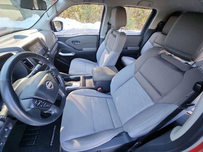 2022 Nissan Frontier Crew Cab SV 4x4