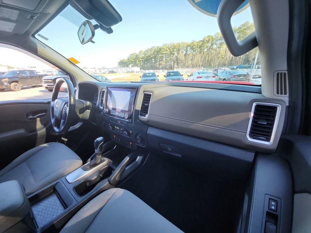 2022 Nissan Frontier Crew Cab SV 4x4