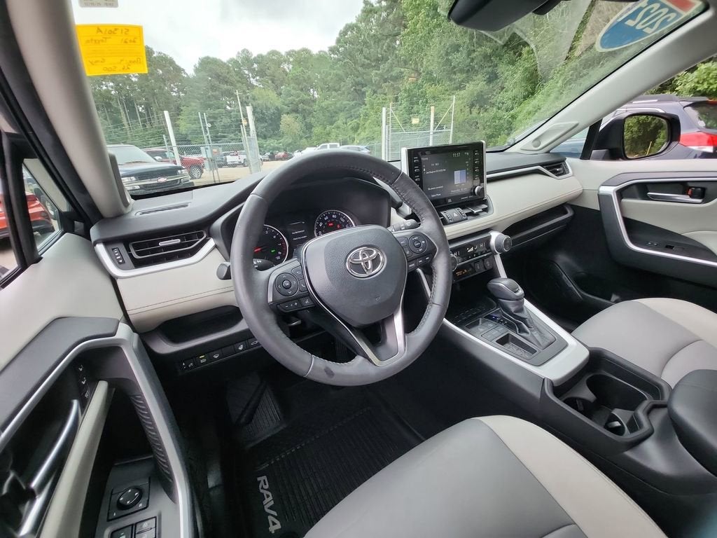 2021 Toyota RAV4 XLE Premium