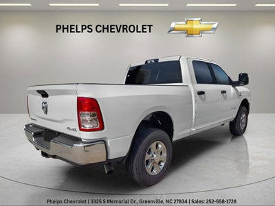 2024 RAM 3500 Big Horn Crew Cab 4x4 8' Box