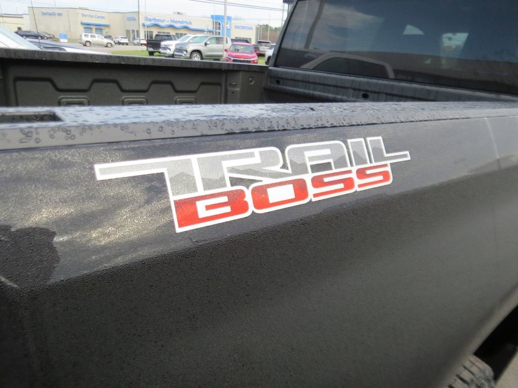 2025 Chevrolet Silverado 1500 Custom Trail Boss
