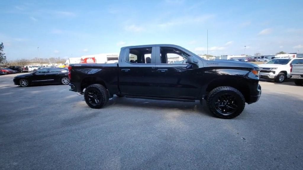 2025 Chevrolet Silverado 1500 Custom Trail Boss