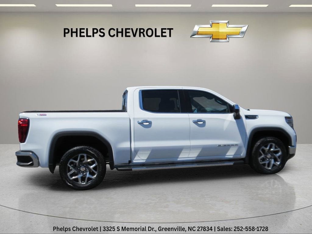 2024 GMC Sierra 1500 SLT