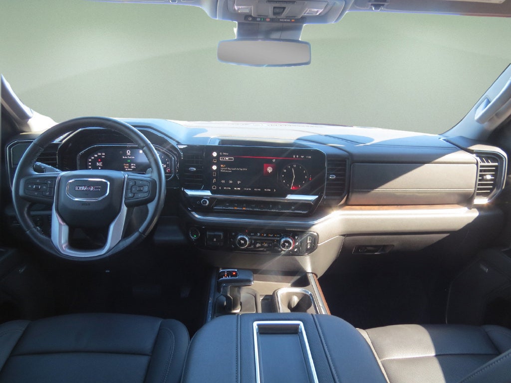 2022 GMC Sierra 1500 SLT - Photo 16