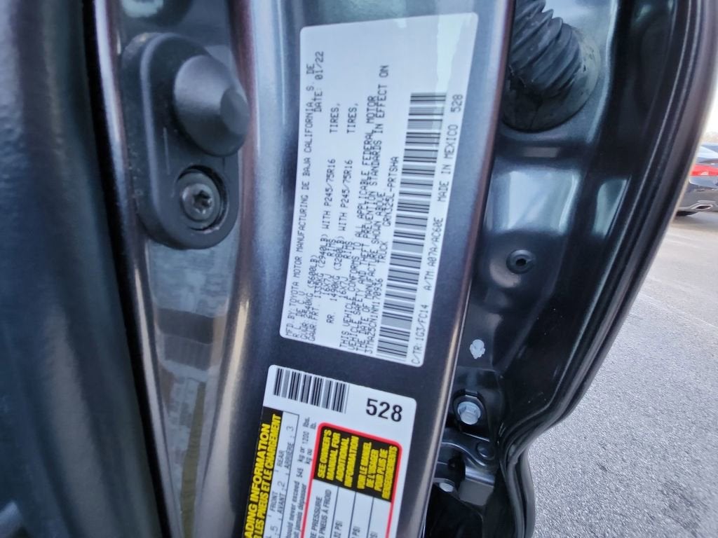 2022 Toyota Tacoma SR5 V6