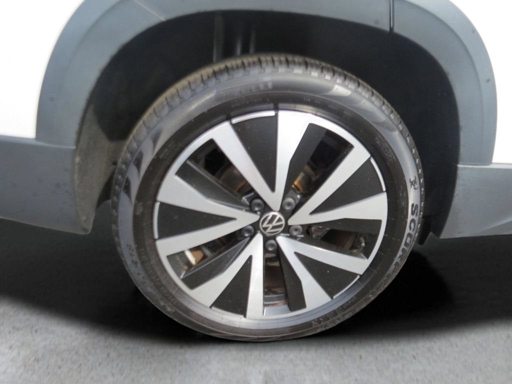 2023 Volkswagen Taos SE