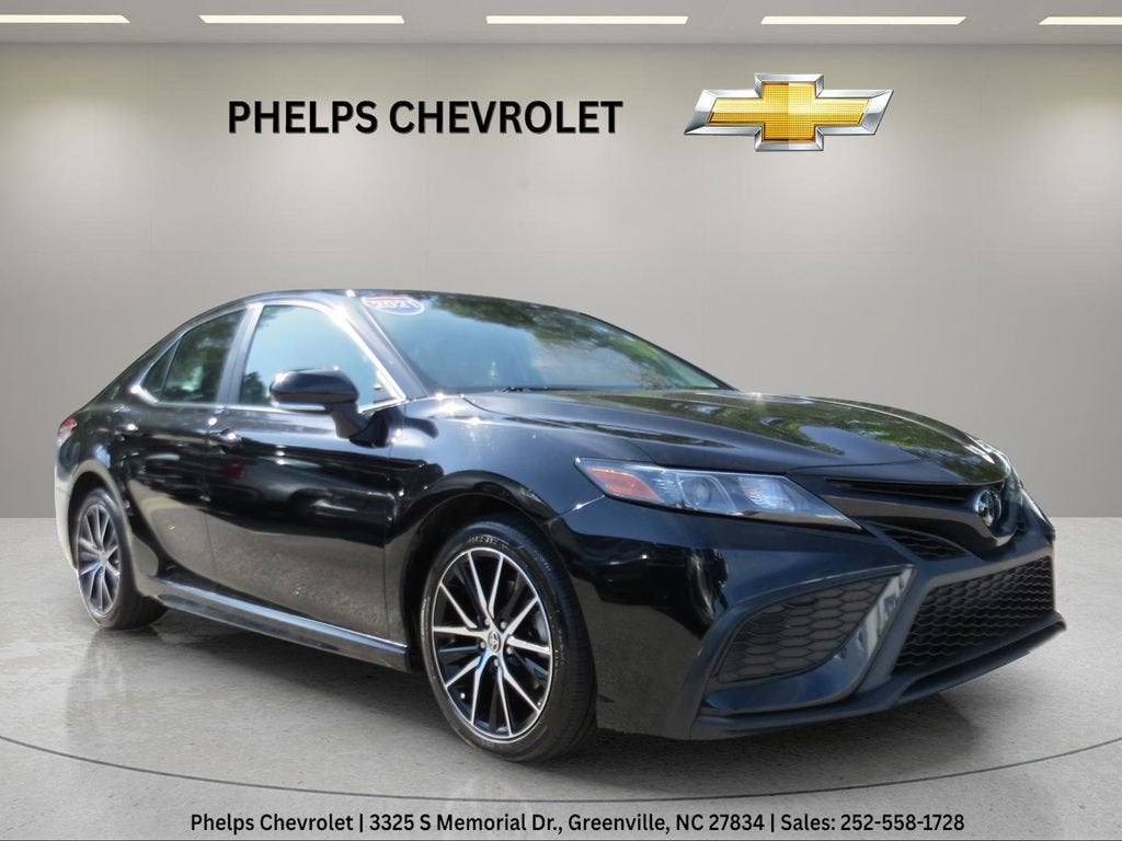 2021 Toyota Camry SE