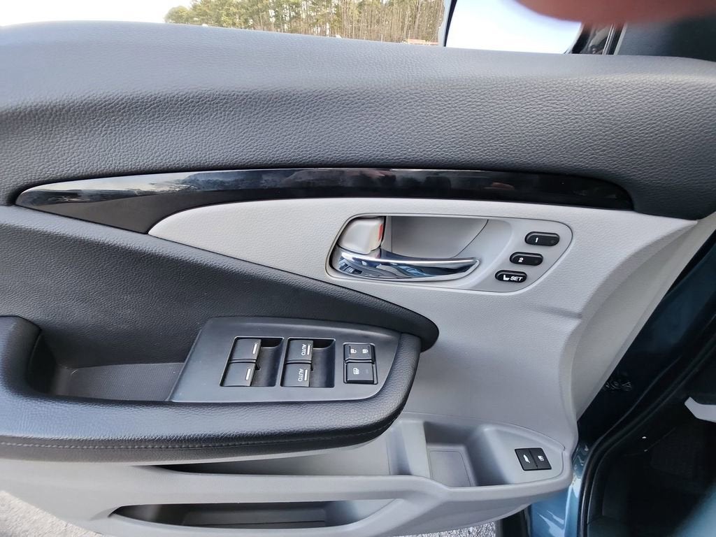 2021 Honda Pilot 2WD Touring 8 Passenger