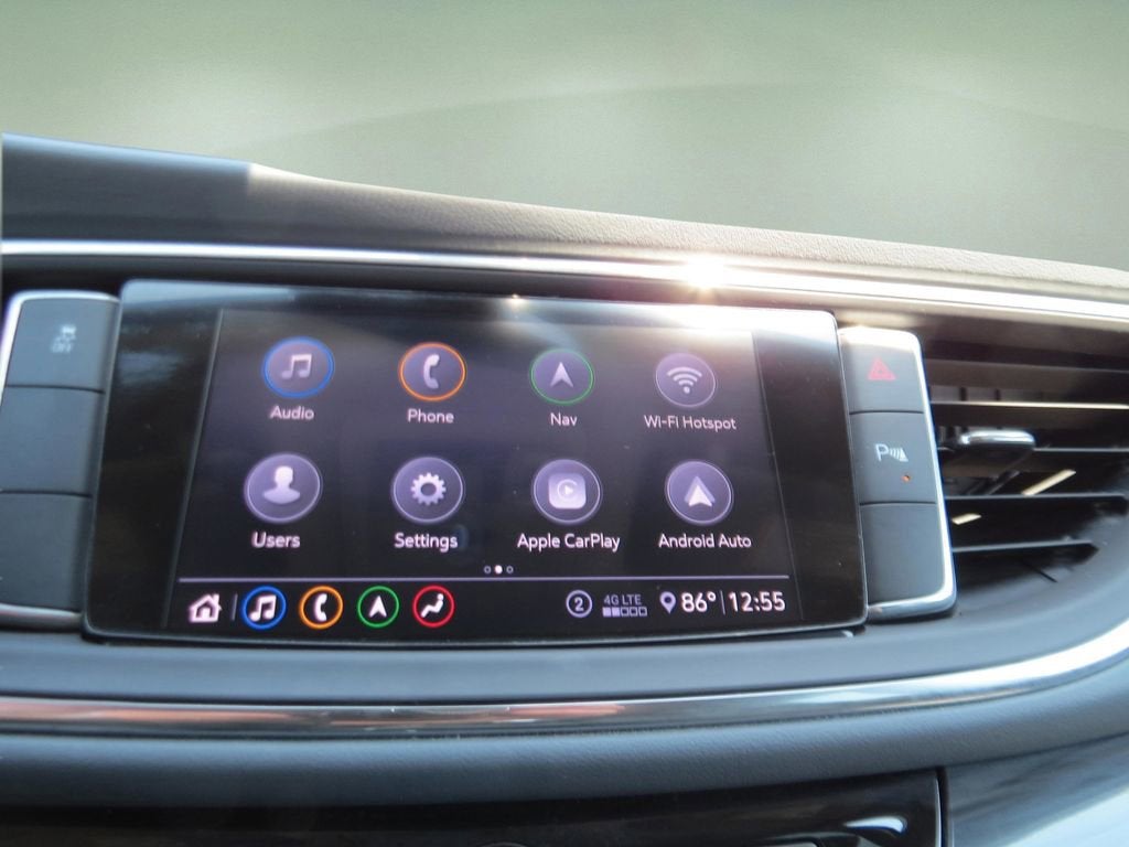 2020 Buick Enclave Essence