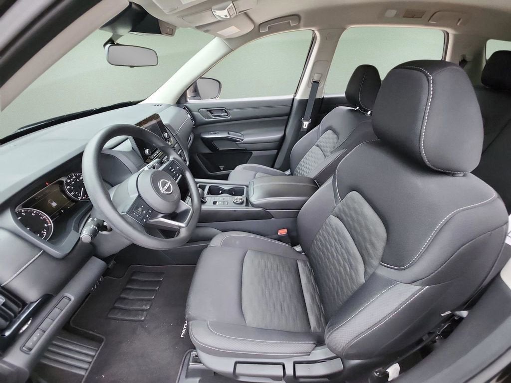 2023 Nissan Pathfinder S 4WD