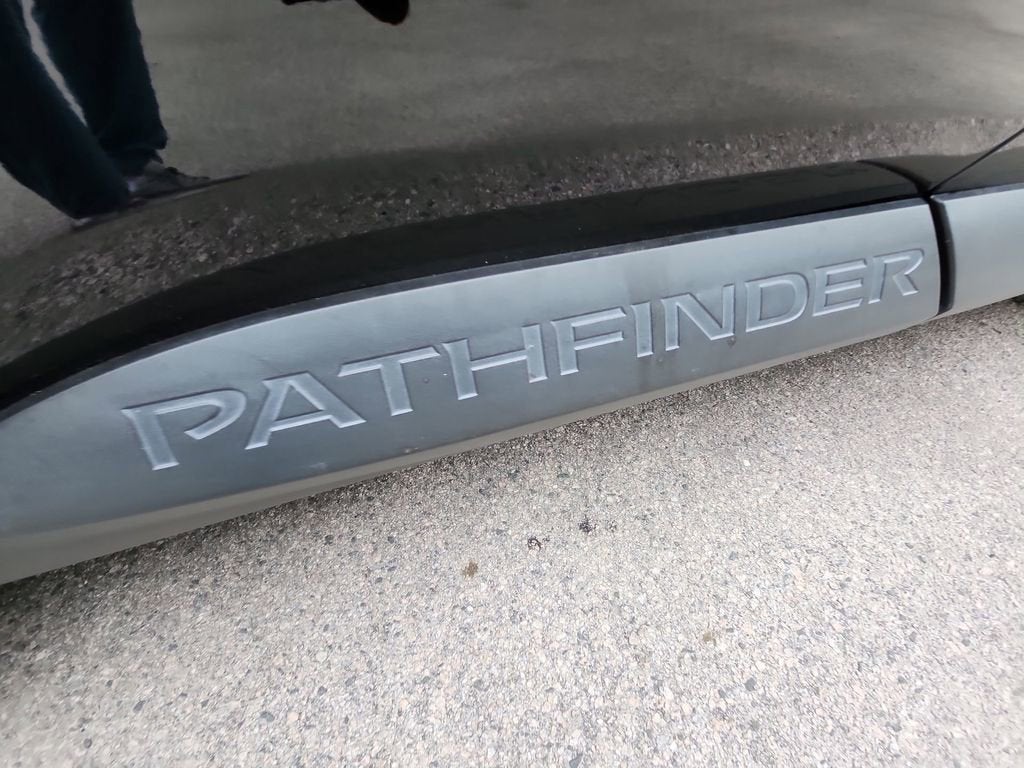 2023 Nissan Pathfinder S 4WD