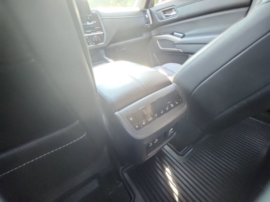 2023 Nissan Pathfinder Platinum 4WD