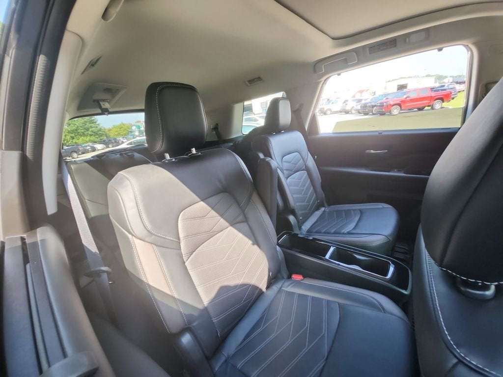 2023 Nissan Pathfinder Platinum 4WD