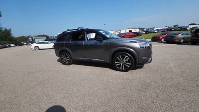 2023 Nissan Pathfinder Platinum 4WD