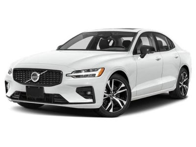 2023 Volvo S60 Plus Dark Theme