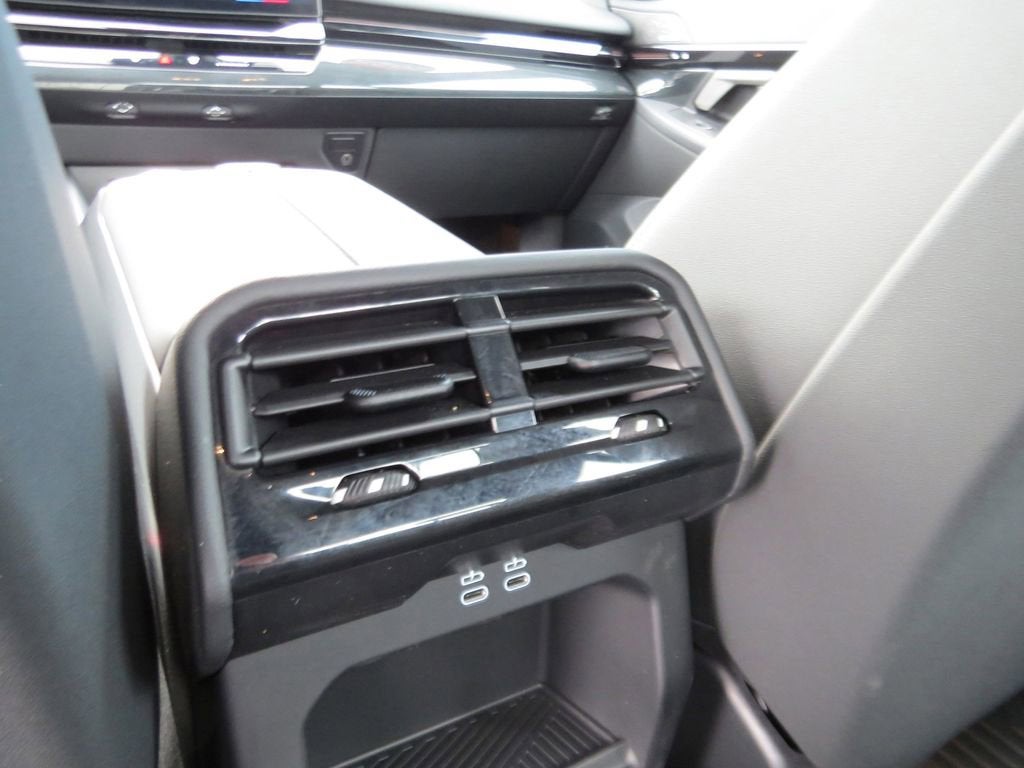 2025 BMW 530i xDrive